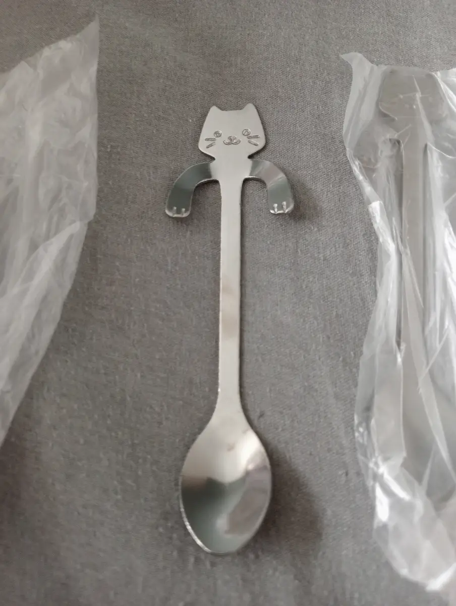 Cat spoons