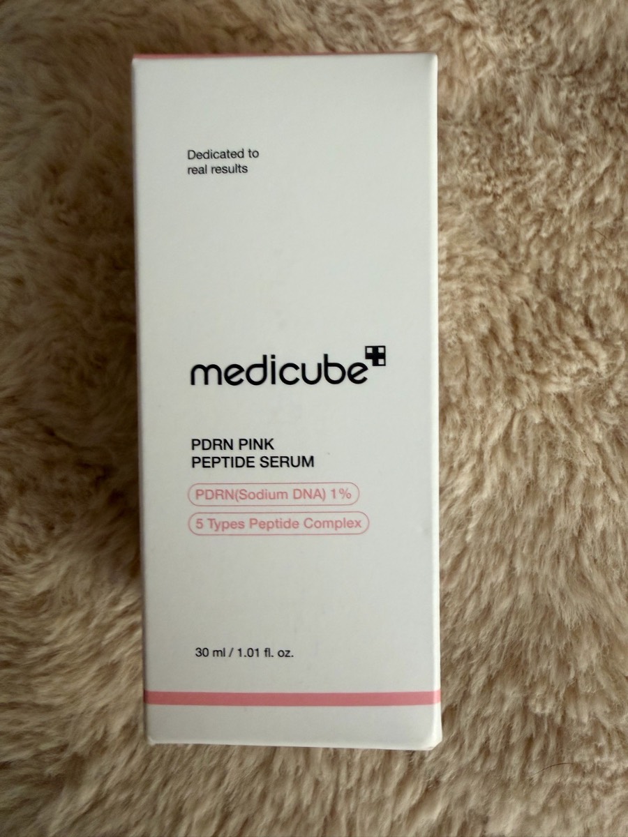 Medicube PDRN Pink Peptide Serum