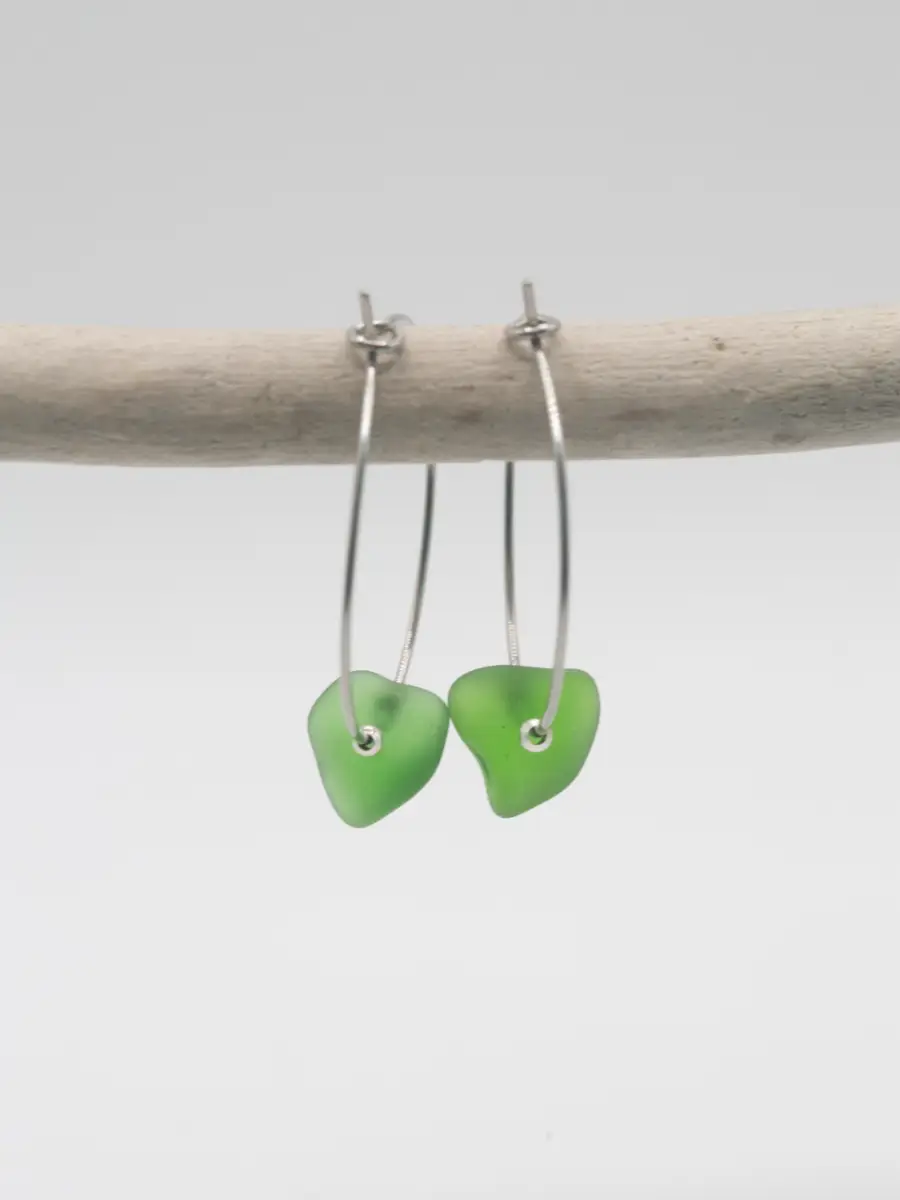 Green sea glass hypoallergenic stainless steel hoop earrings - 25mm