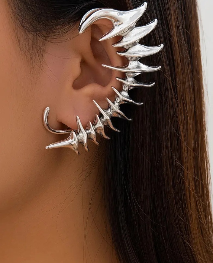 Stylish ear cuff