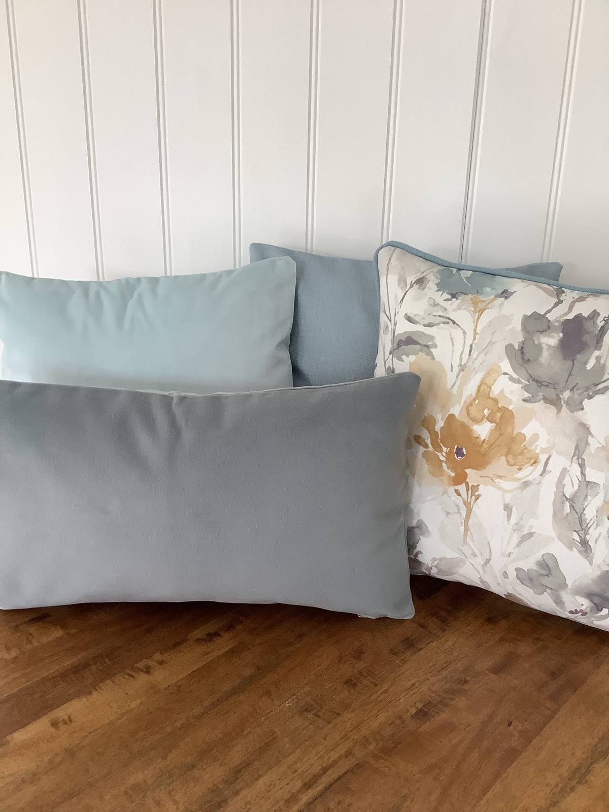 Scatter cushion bundle