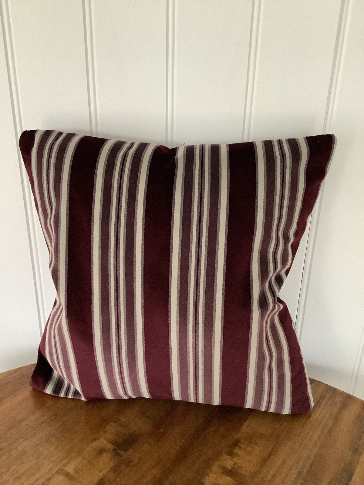Striped velvet cushion case 40 x40