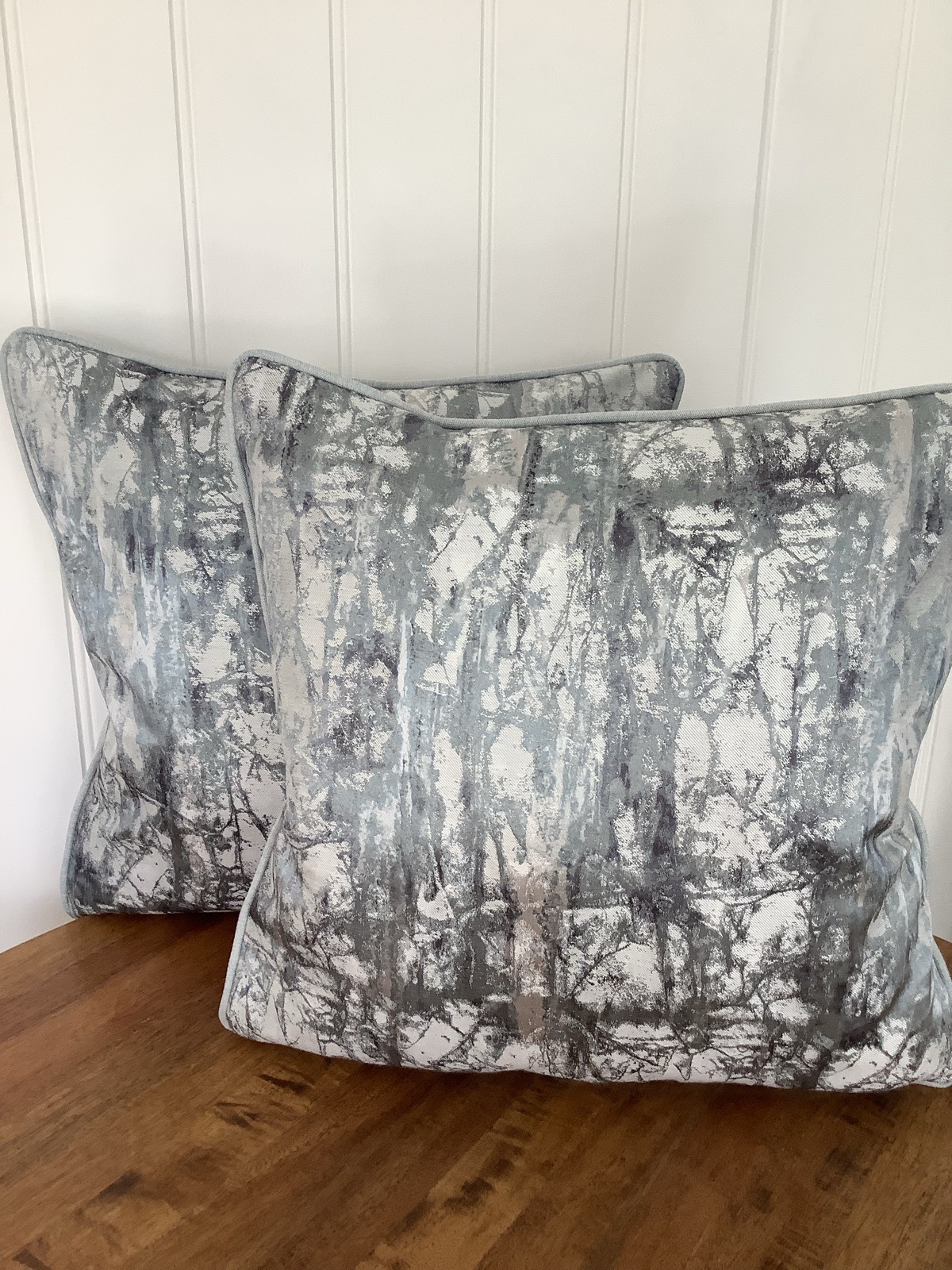 2 piped cushion covers 45x45