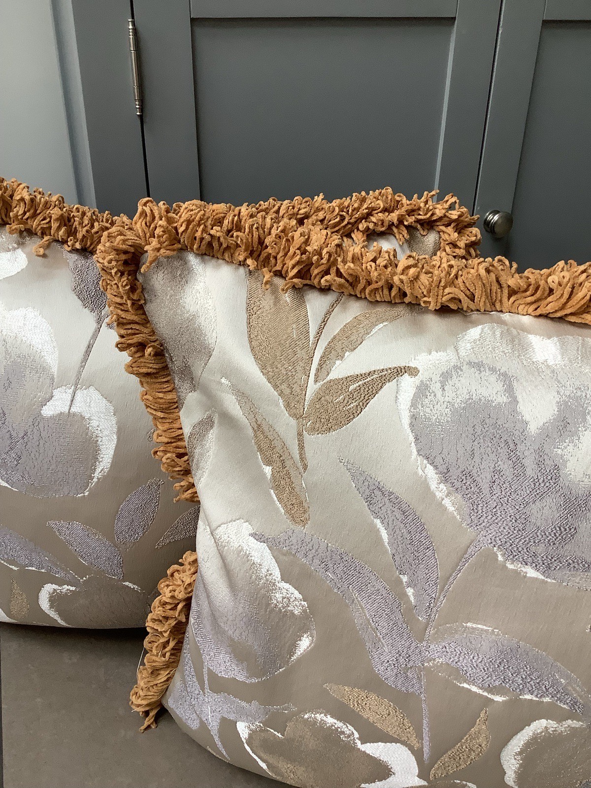 2 luxury cushion covers 50 x50