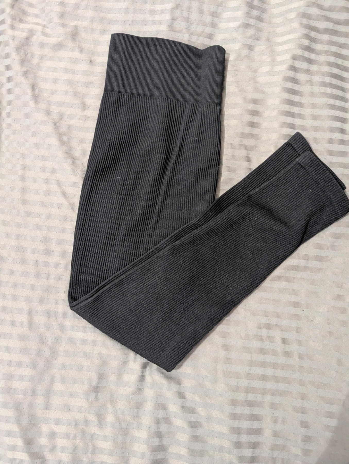 Thick ribbed leggings