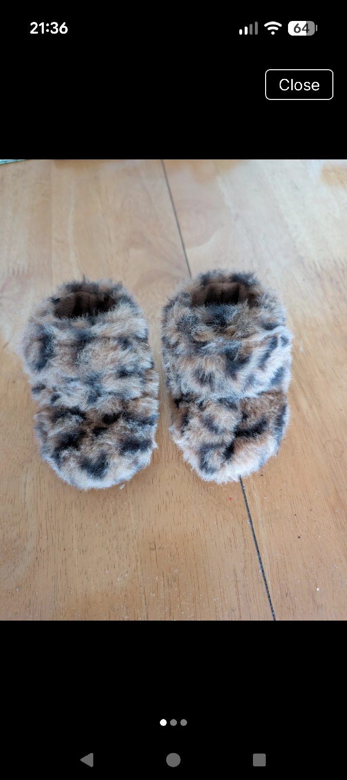 Fluffy leopard print baby slippers size 0