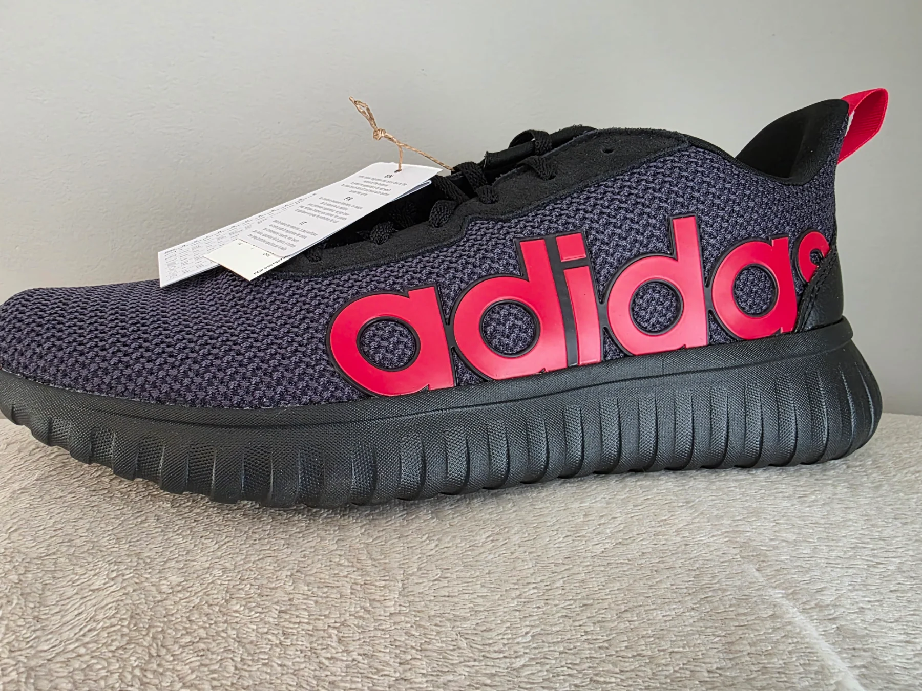 Adidas kaptor base size 11 new in box