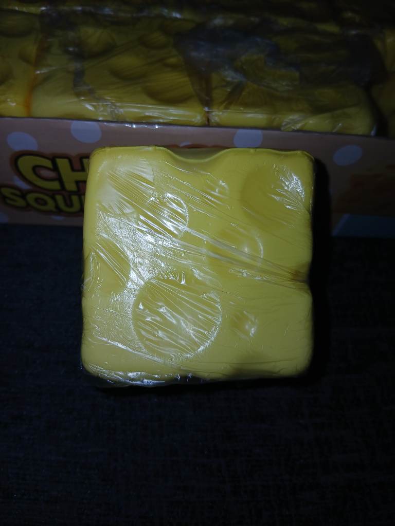 Squishy Cheese x1 item