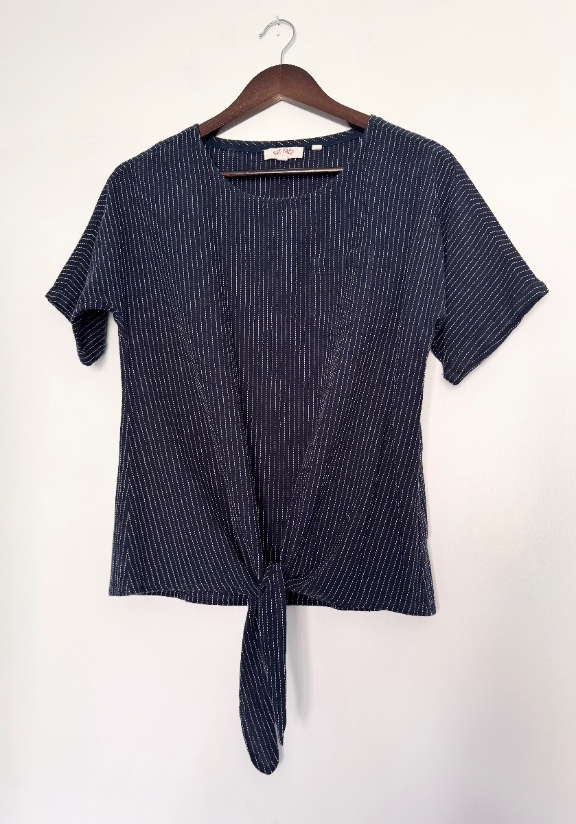 Fat Face Navy Blue Pinstripe Tie Front Cotton Top UK 12 Casual Summer Blouse