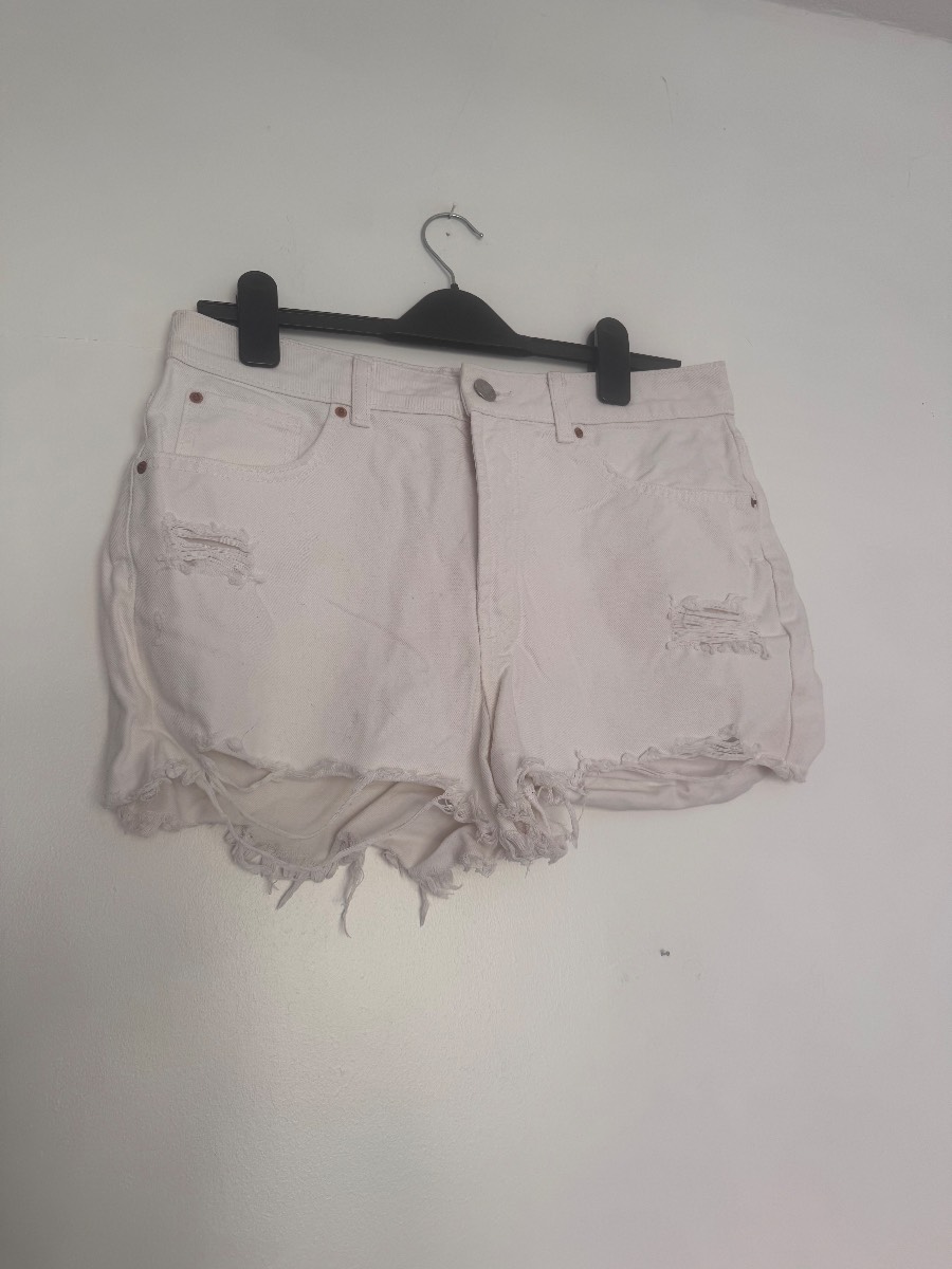 Primark White Distressed Denim Shorts UK 12 Summer Festival Frayed Hem