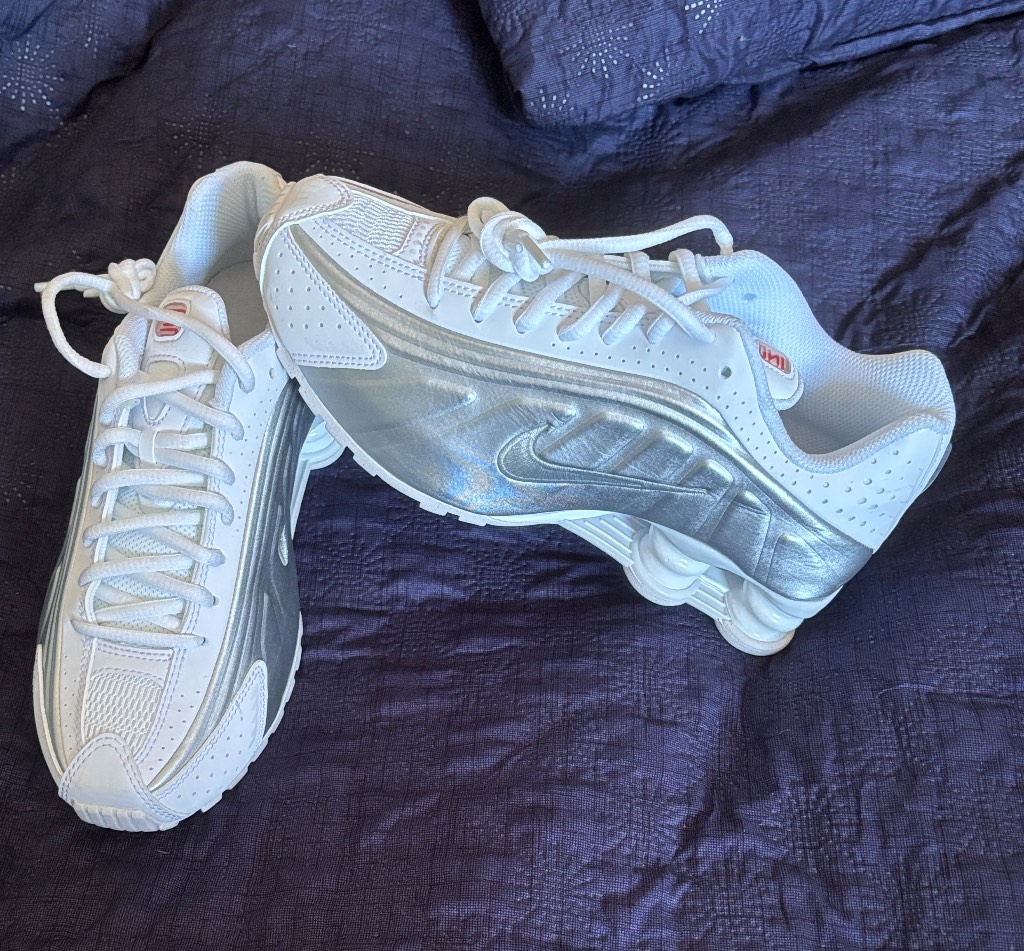 Nike Shox, size 4, new without box