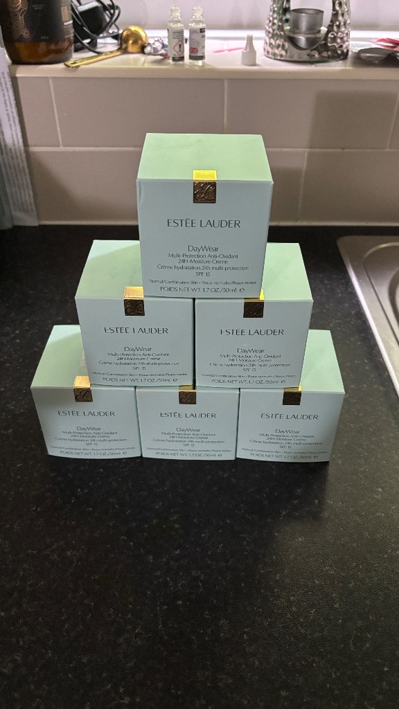 Estée Lauder Daywear 24 hour Moisture Crème, 50ml new in box