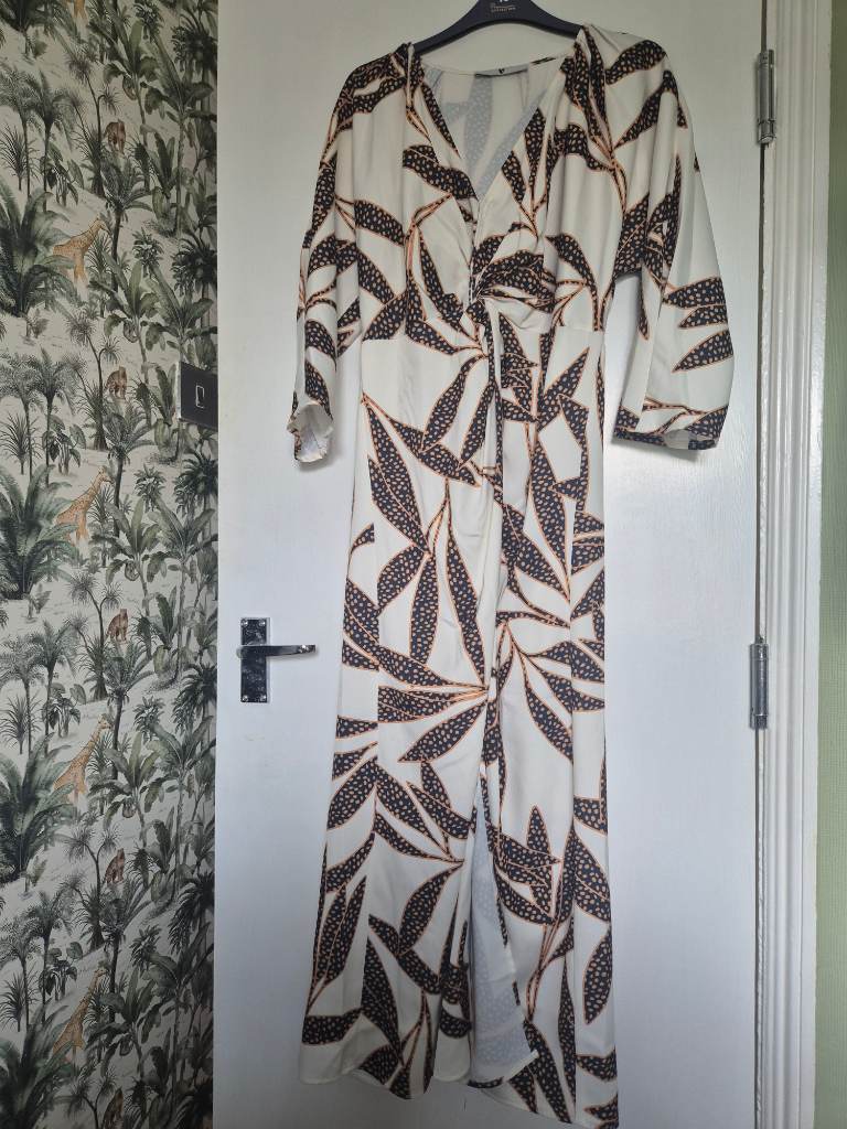 V by Very Leaf Print Twist Front Maxi Dress Size 14