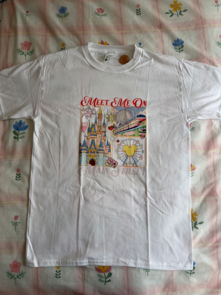 Disnet castle meet me on the main street cute tshrit