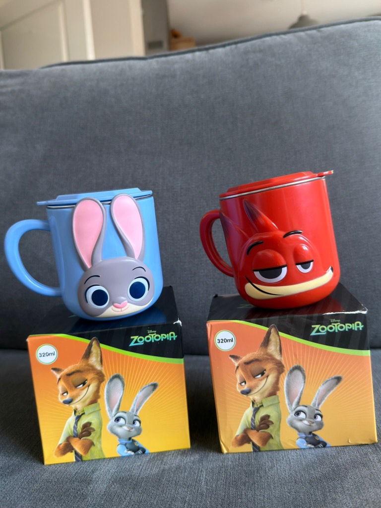 2 x Disney Nick Wilde and Judy Hopps Zootopia insulated cup mug