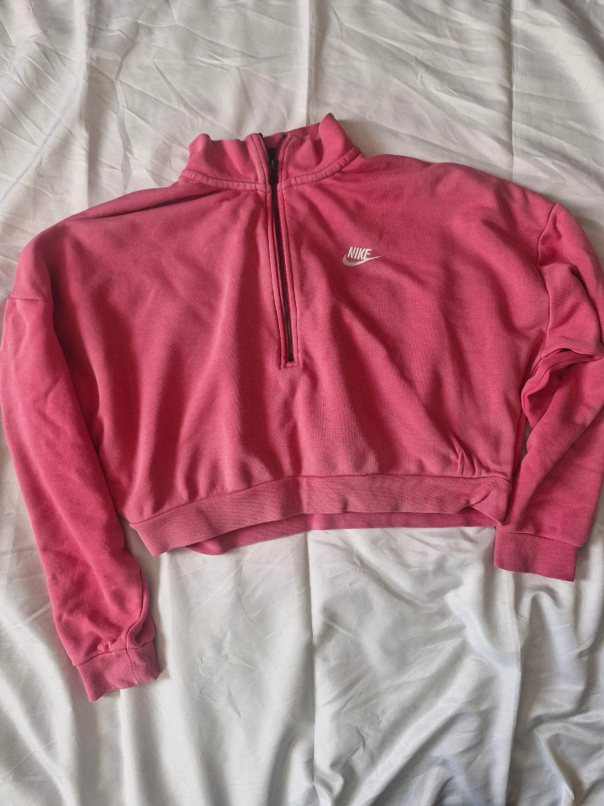 Nike womens pink cropped oversized jumper size large
