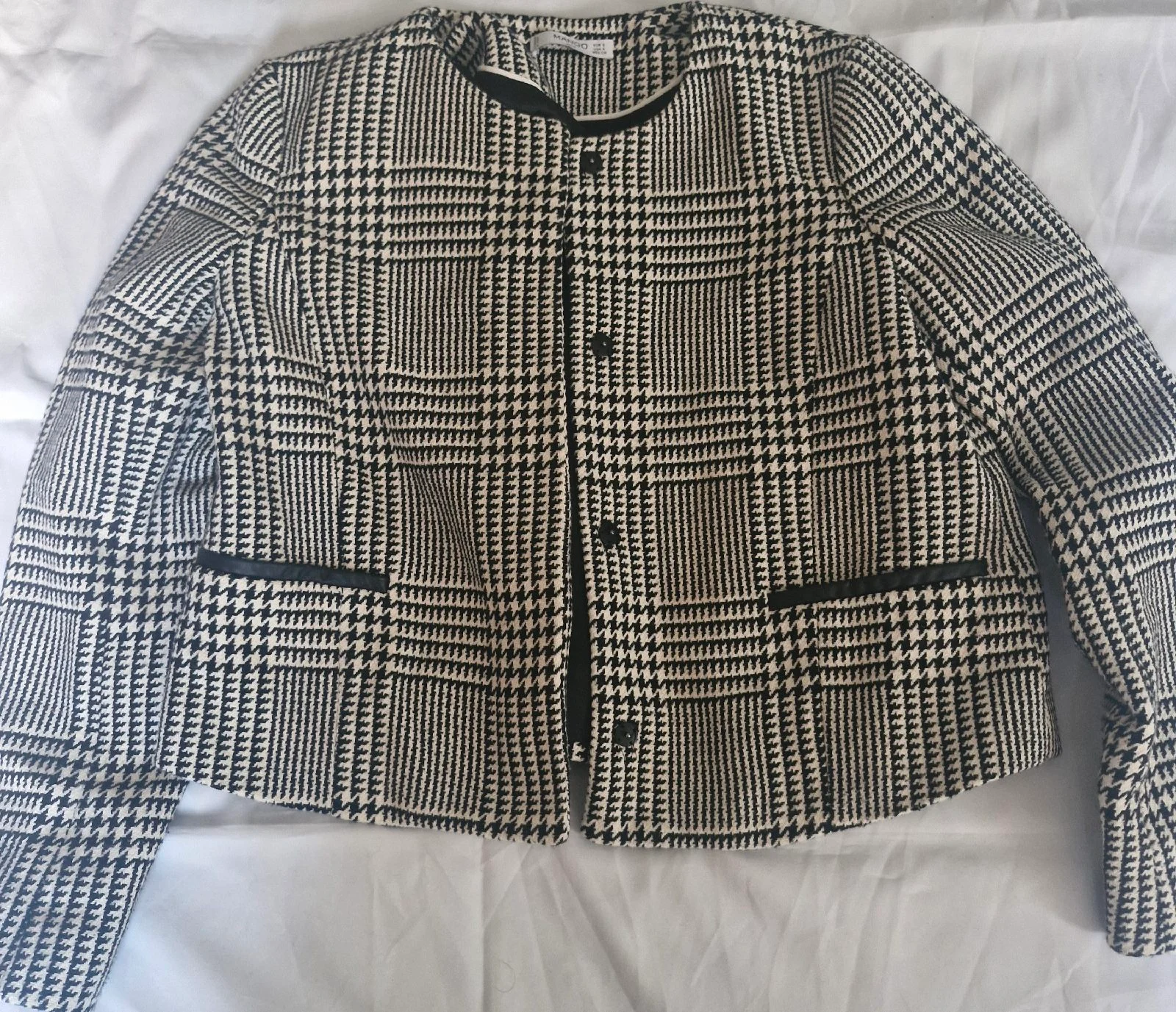 Mango ladies dog tooth pattern jacket size 8-10