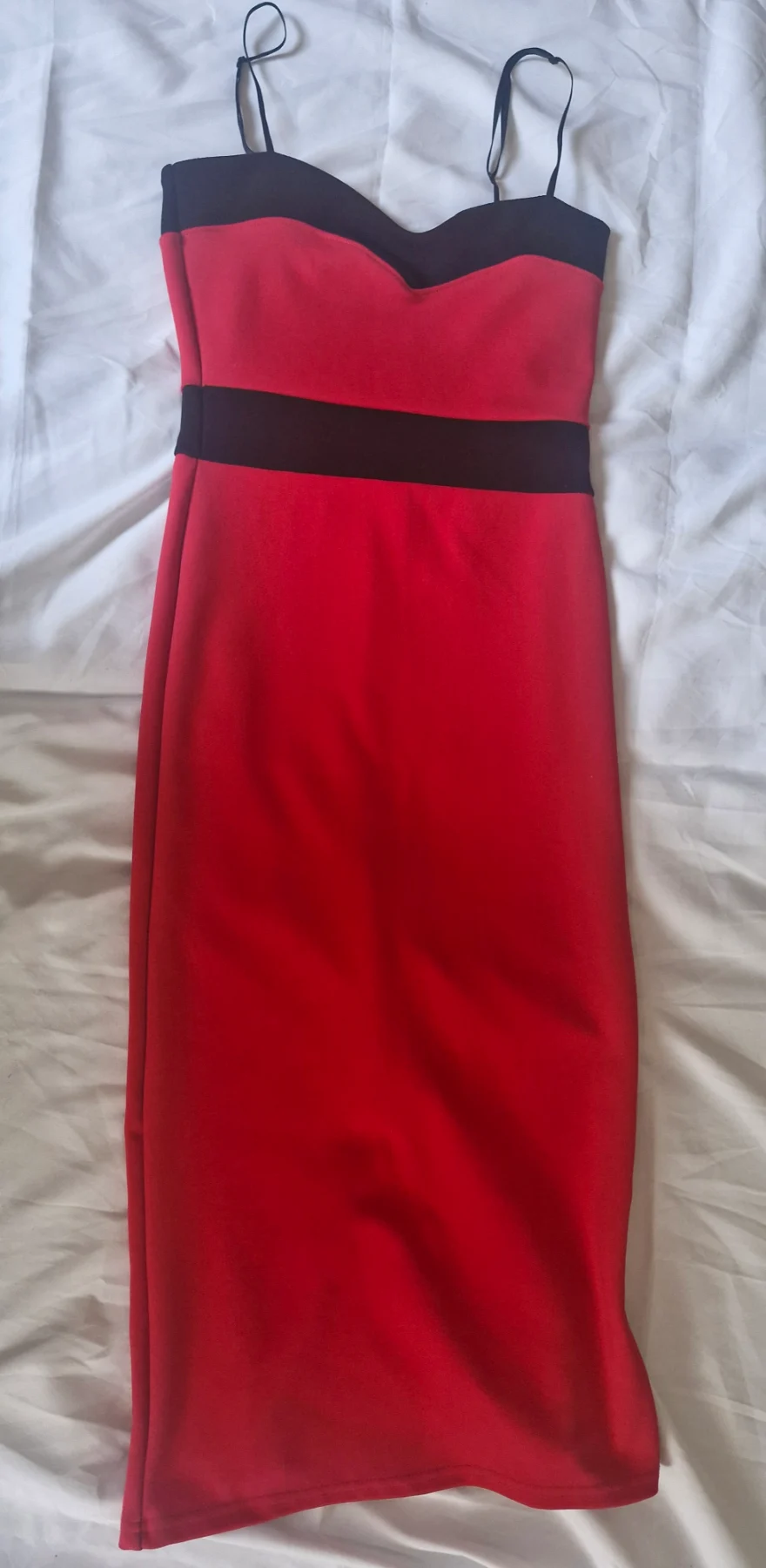 Evita ladies red and black dress size 8