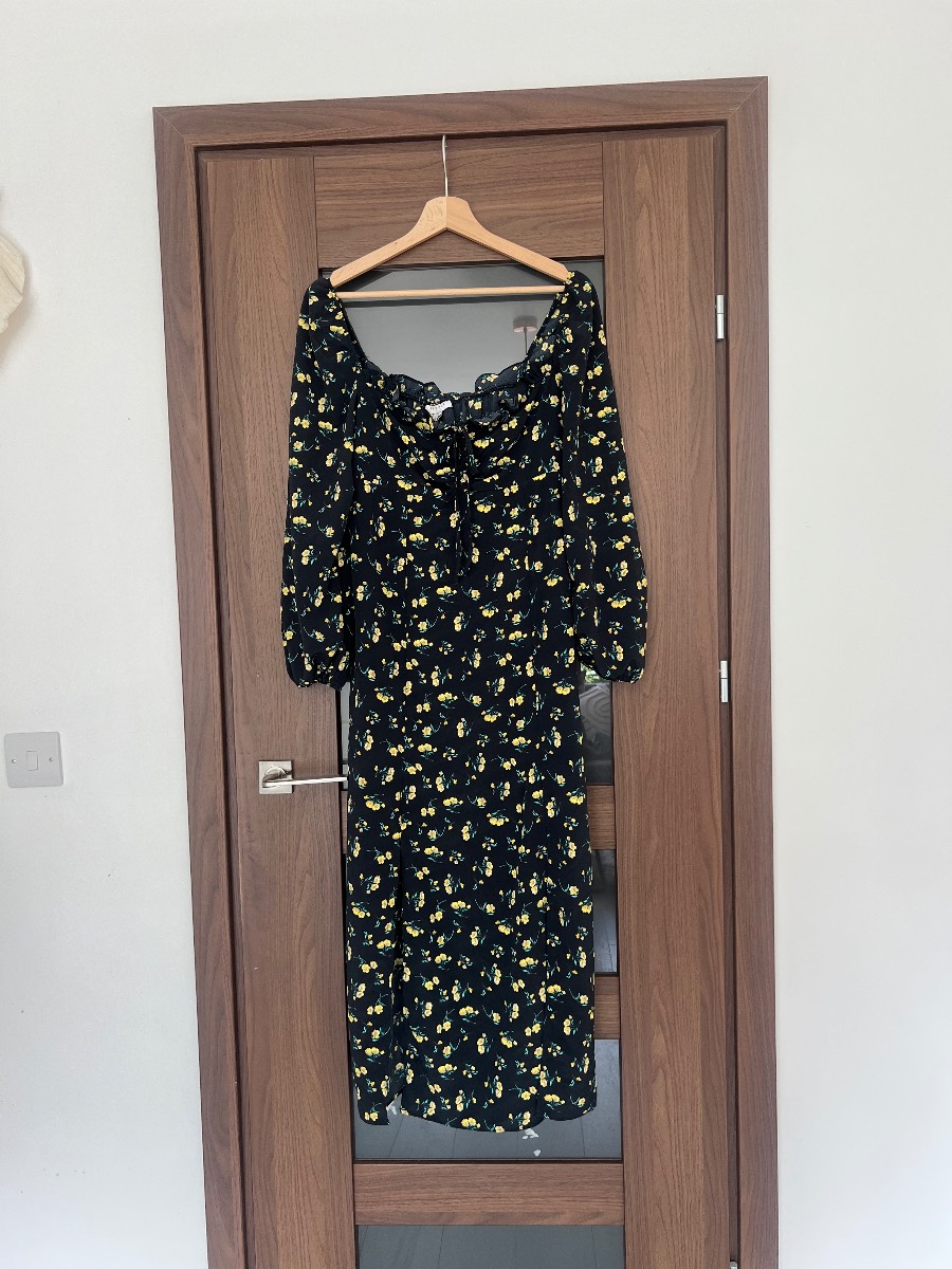 Topshop Midi dress with slit Navy yellow floral milkmaid  UK 12 EUR 40