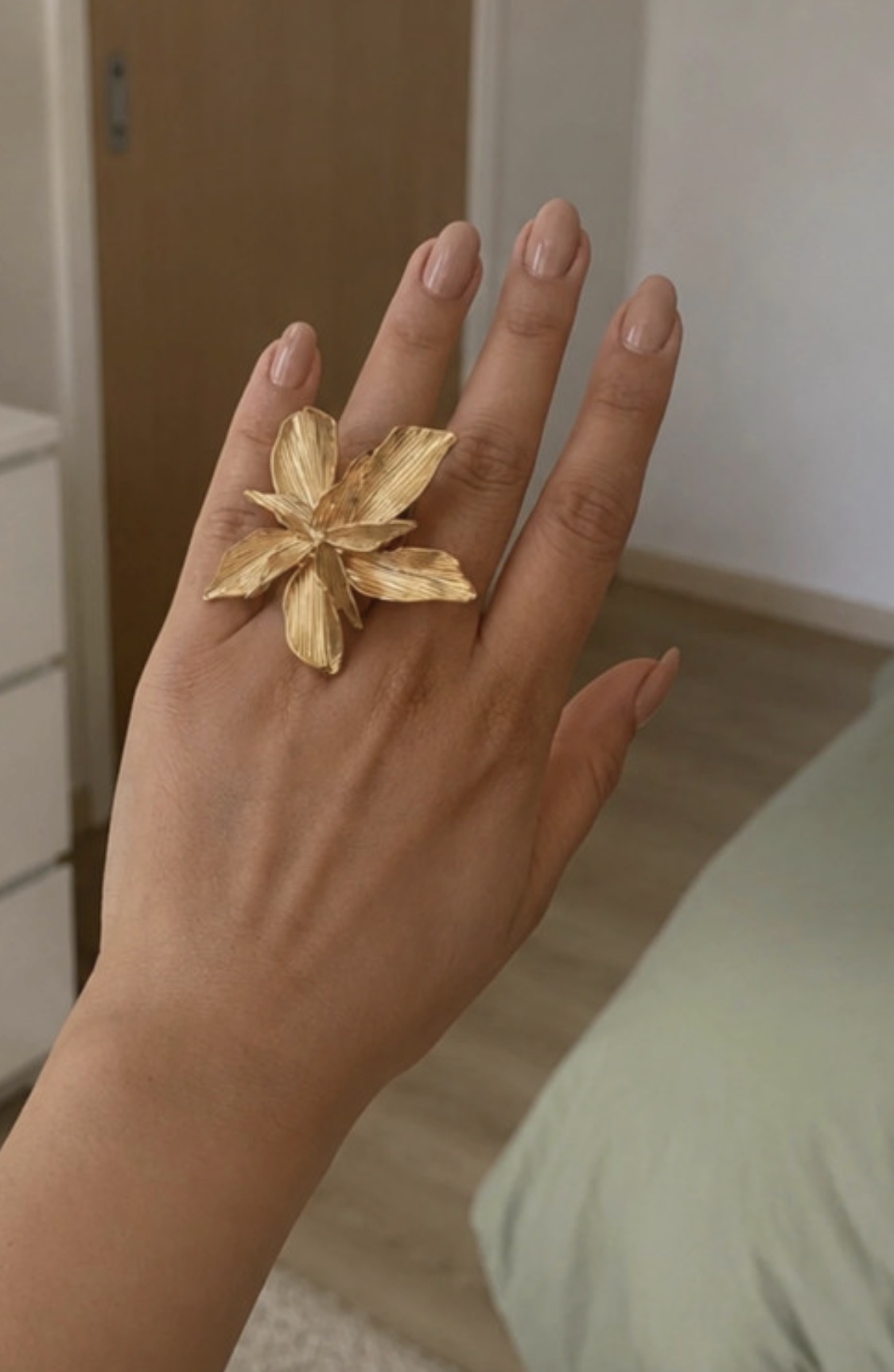 Chunky Gold tone floral ring