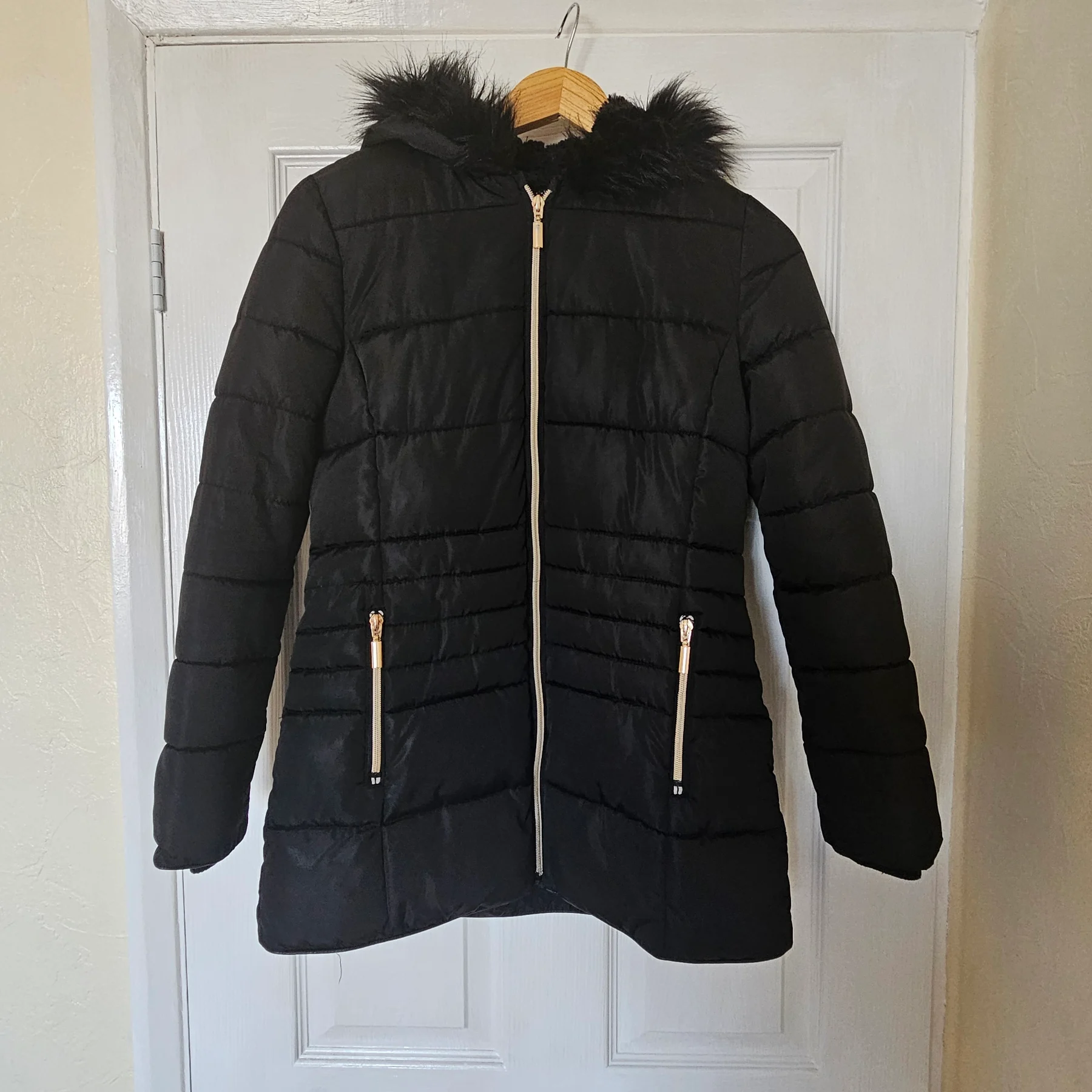 F&F Girls Black Padded Coat Age 12-13 Years Faux Fur Hood Winter Jacket