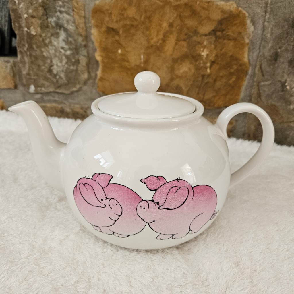 Pink Pig Ceramic Teapot Made In England Novelty Collectable Kitchen Tea Pot