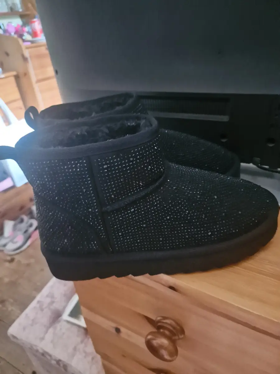 Black sequin fur boots new look