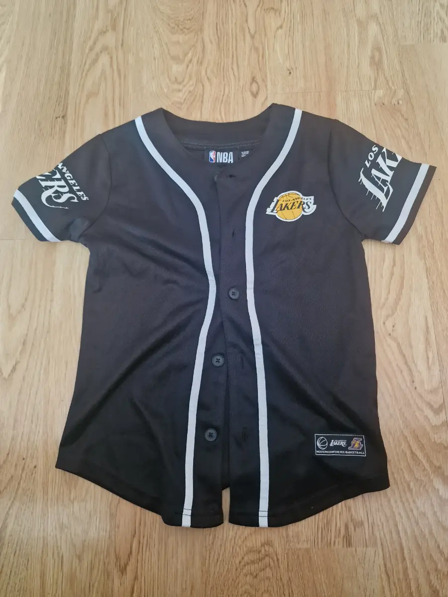 Boys lakers shirt