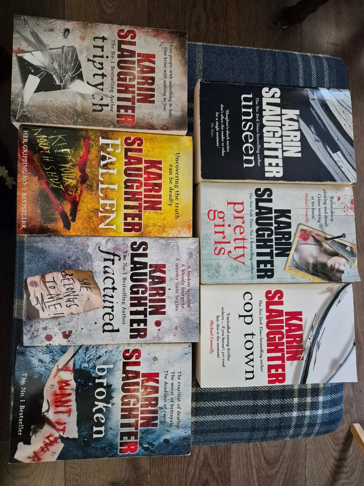 Karin slaughter books x 7