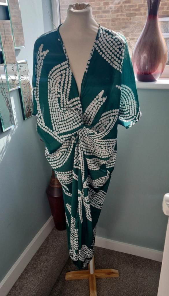 Green/White Knot Twist Dress One Size
