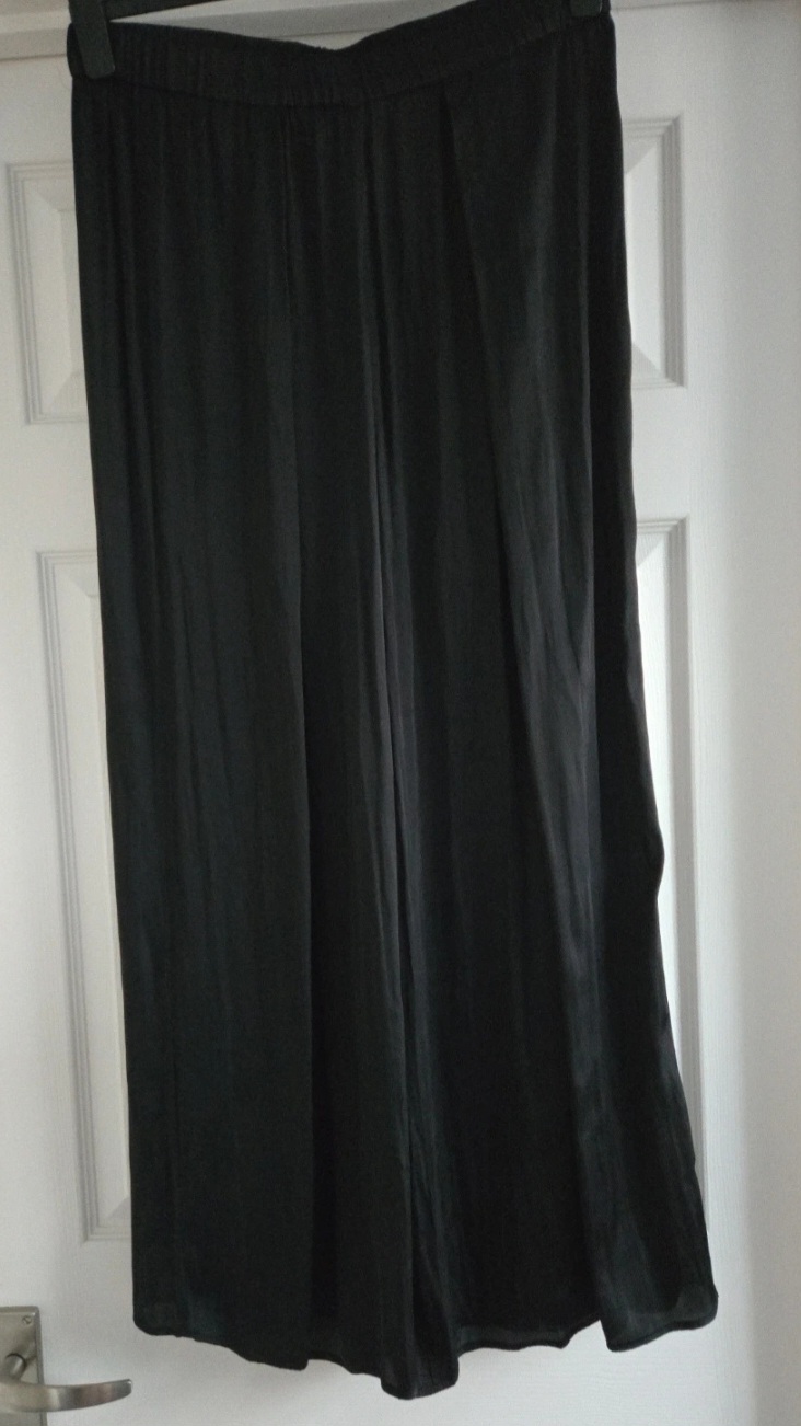 H&M Black Silky Lightweight Wide Leg Trousers Size 38 (Small)