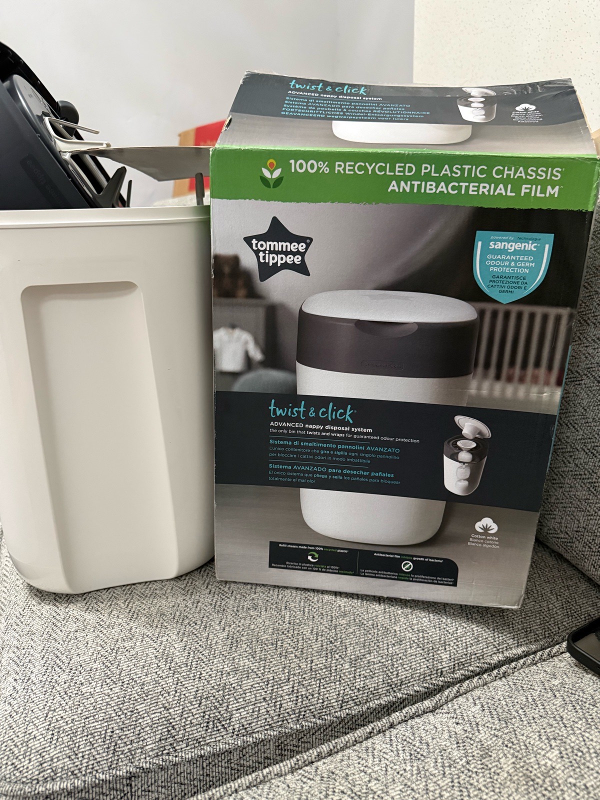 Tommee tippee twist & click Advanced nappy disposal system