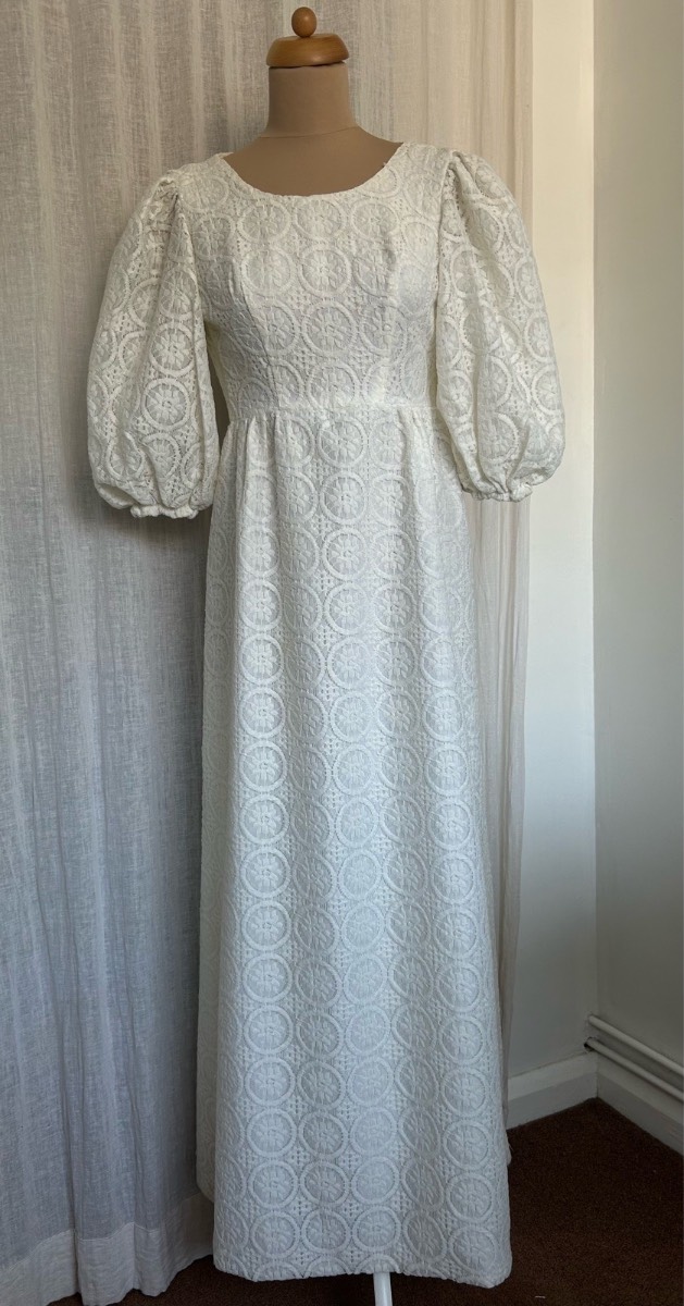Gorgeous 1970s Vintage Ivory Lace Wedding Dress Cottagecore Puff Sleeve UK 6