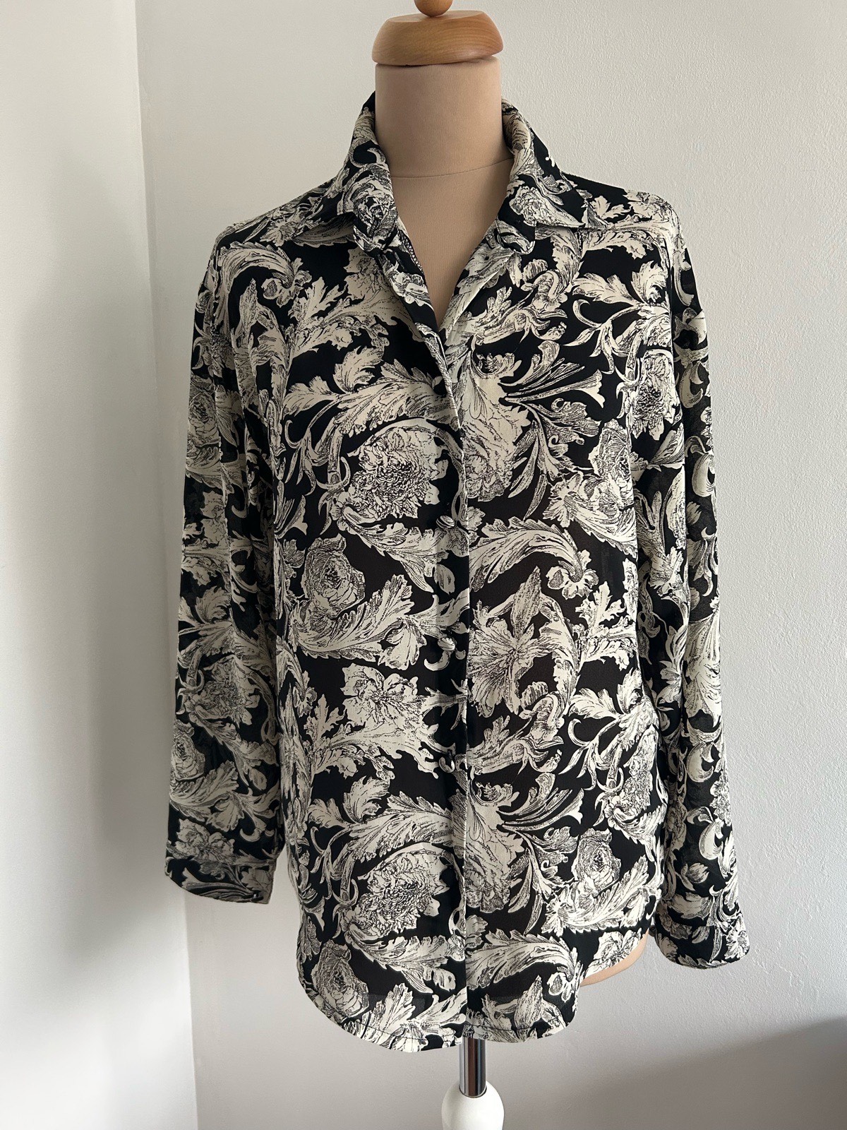 Vintage Black & Cream Baroque Print Chiffon Blouse - Size UK 10/12