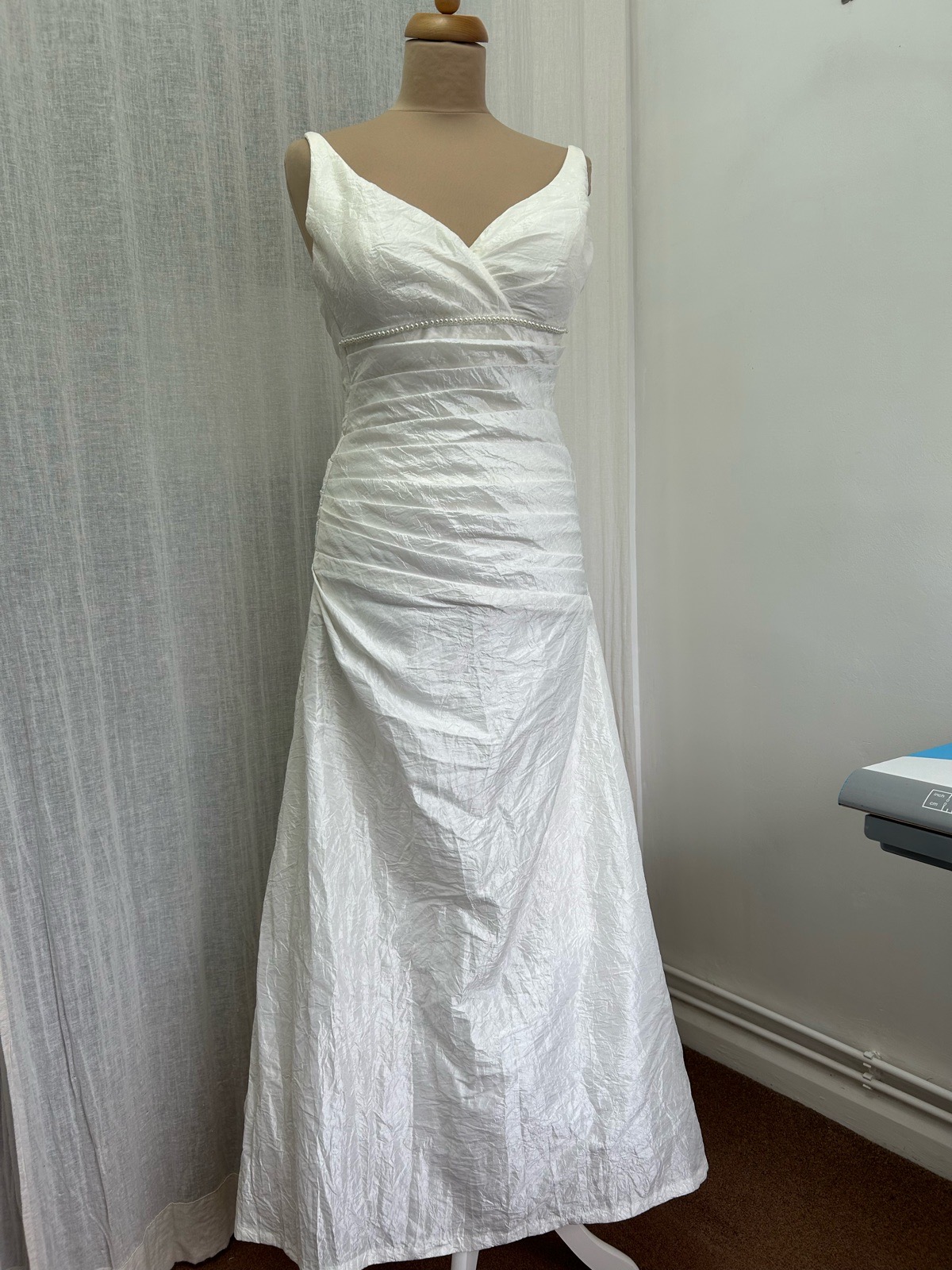 7th Heaven Ivory Taffeta Wedding Dress