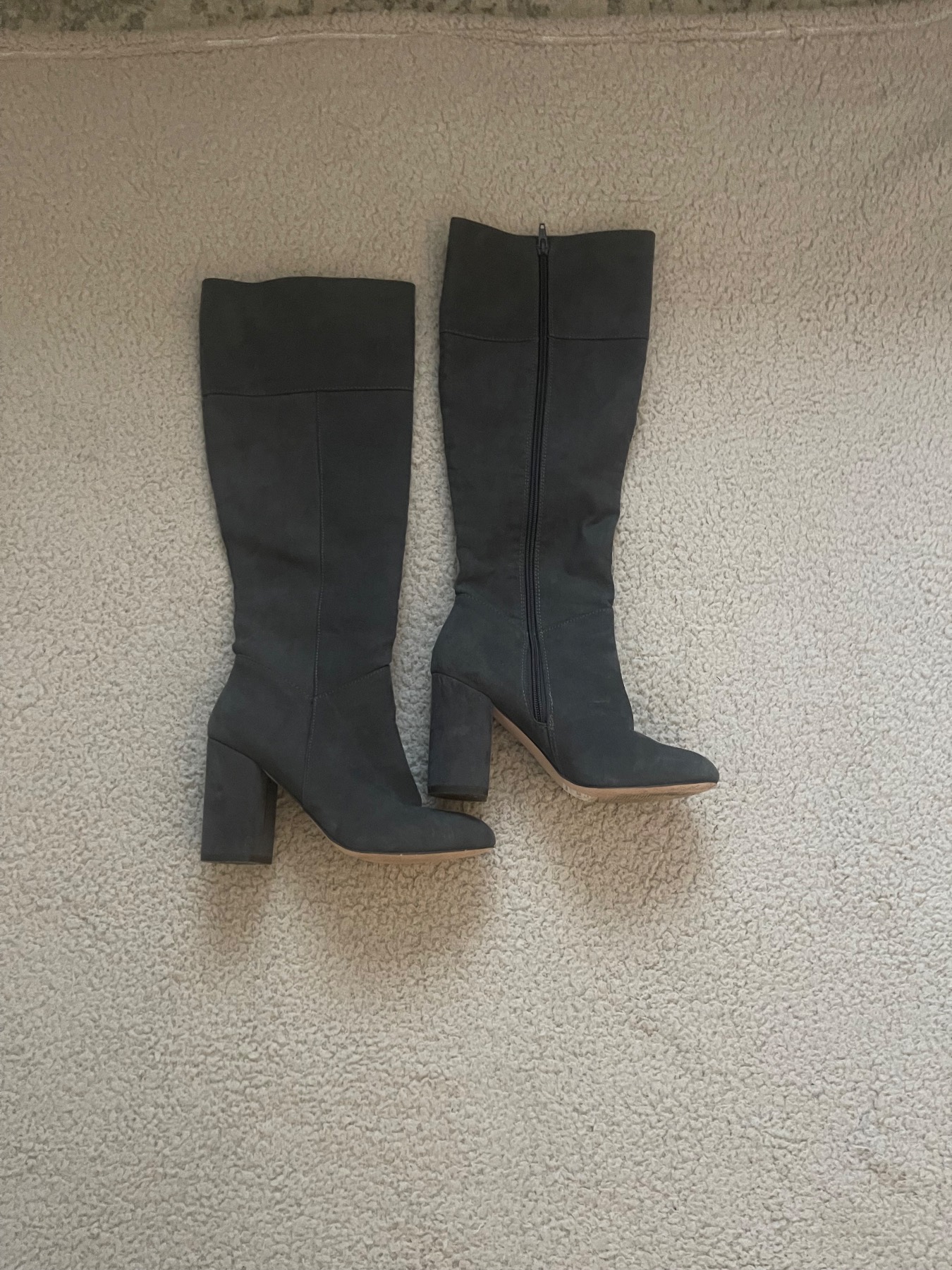 V by Very knee high faux suede boots size 4