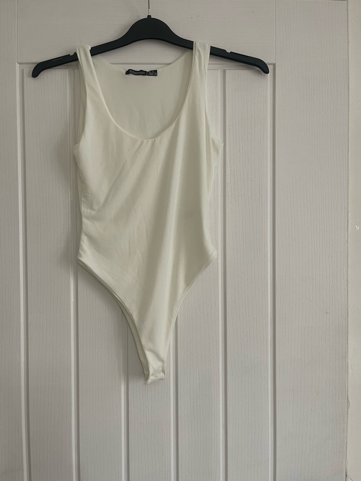 Boohoo cream bodysuit size 8