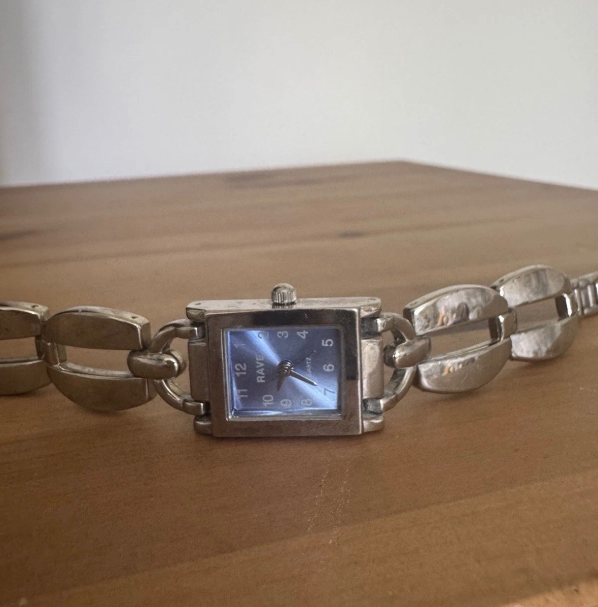 Rave vintage watch rave vintage woman watch women wristwatch silver tone watch