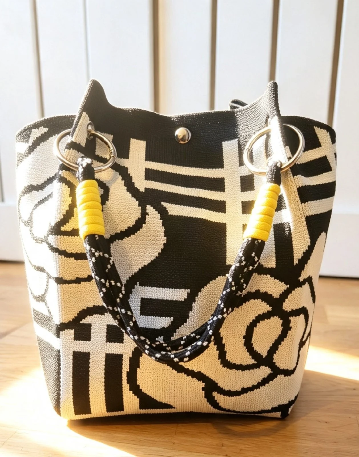 New Black White Flower Knit Bucket Bag Summer Coastal Beach Holiday Boho Festival Indie Hippie