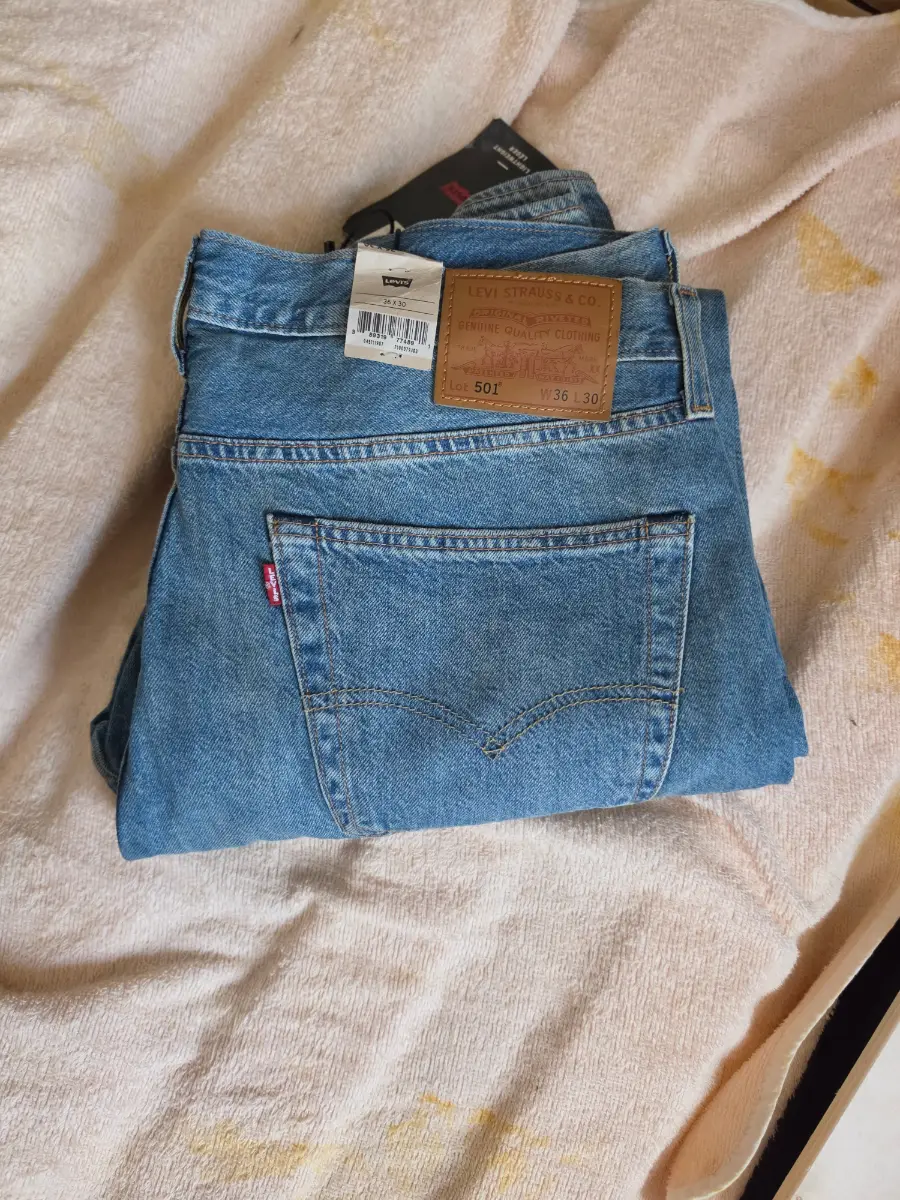 Levis 501 jean