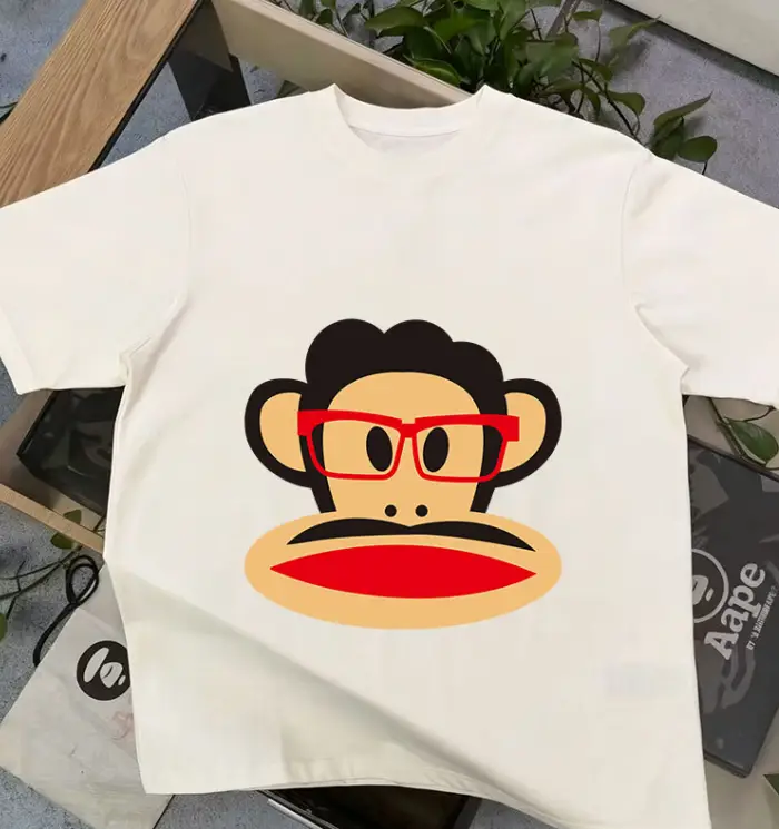 Brand-new short-sleeved T-shirt, available in black and white, size XL, slim fit