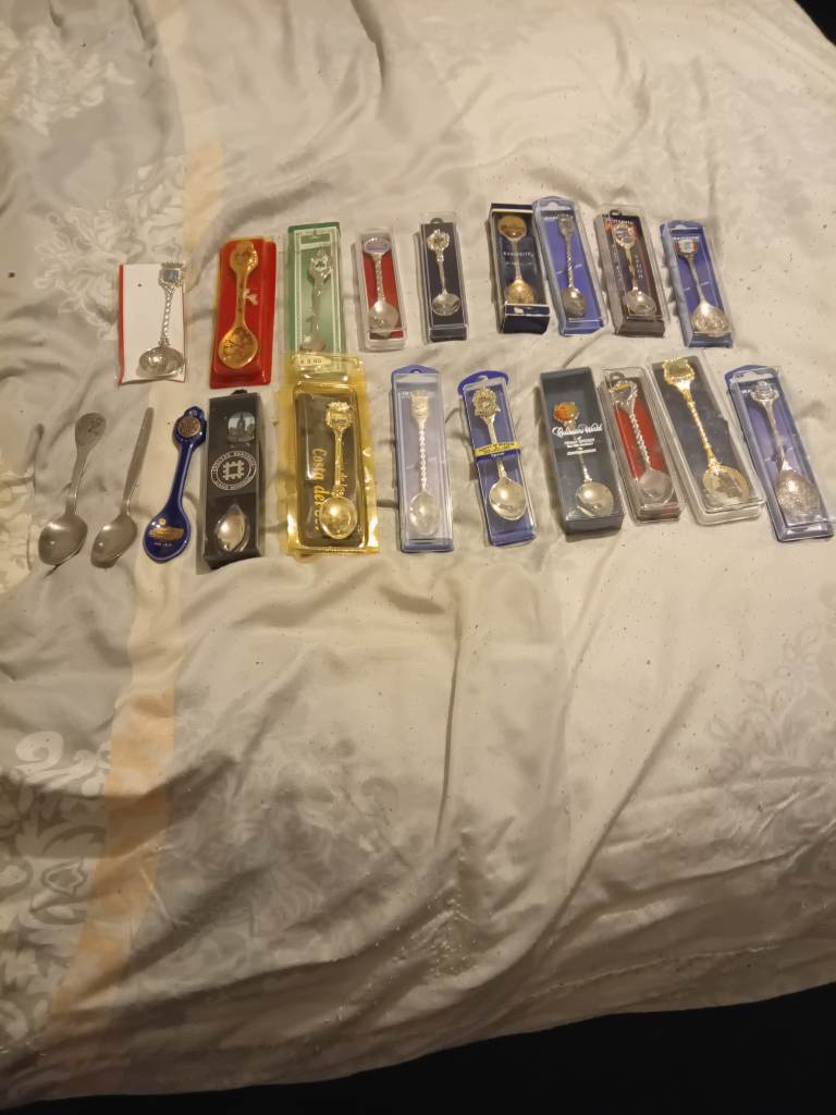 Souvenir spoons
