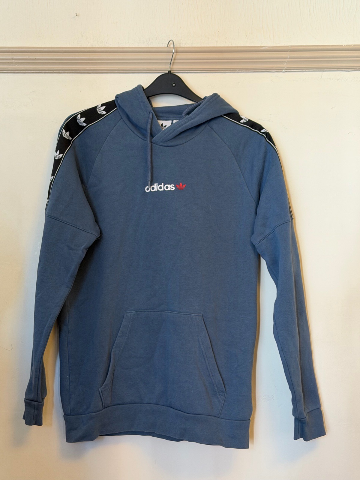 Adidas originals TNT Tape / adicolor hoodie men’s size uk M medium