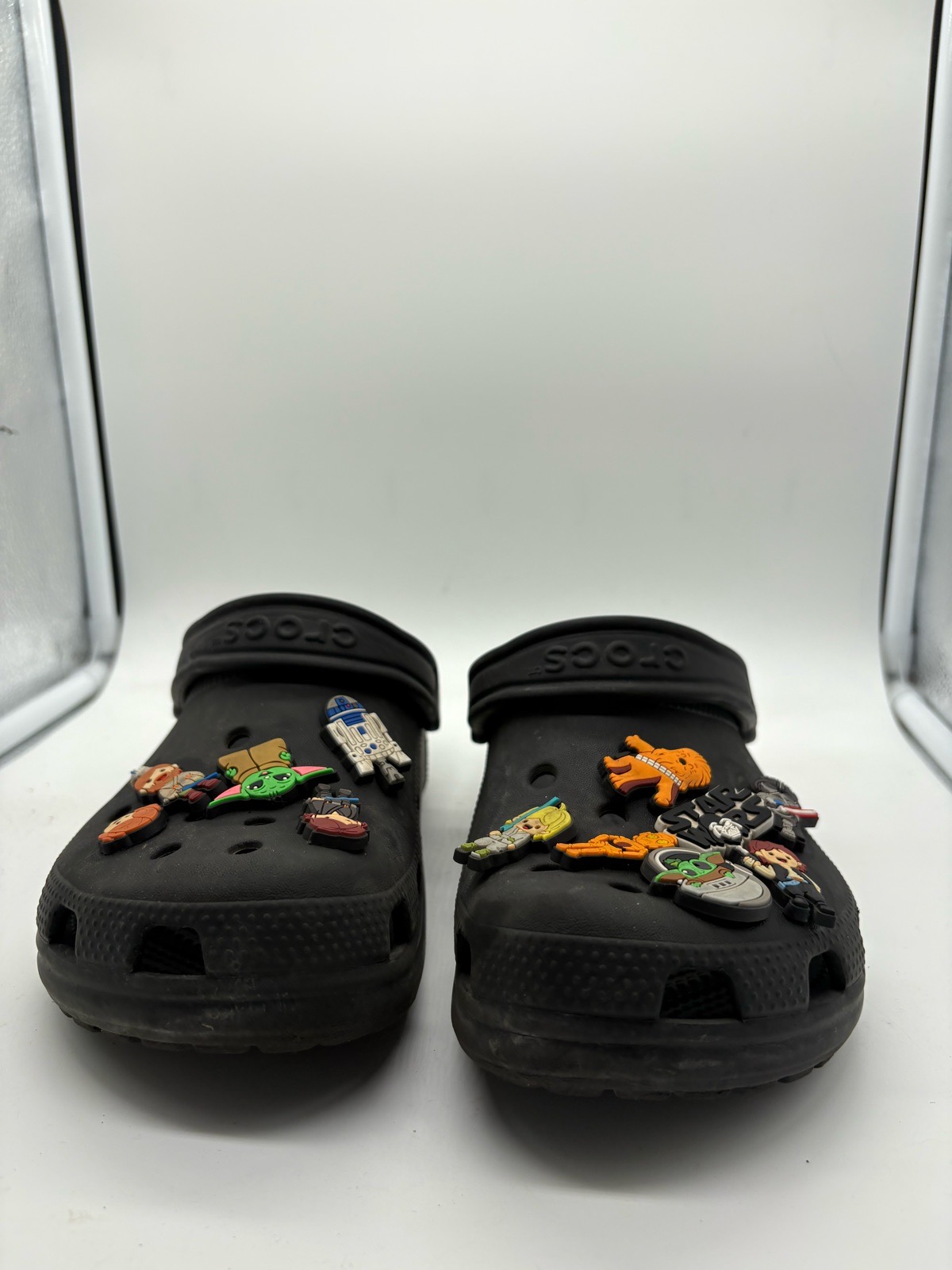 Crocs classic black clogs boys size u4 Star Wars themed charms included