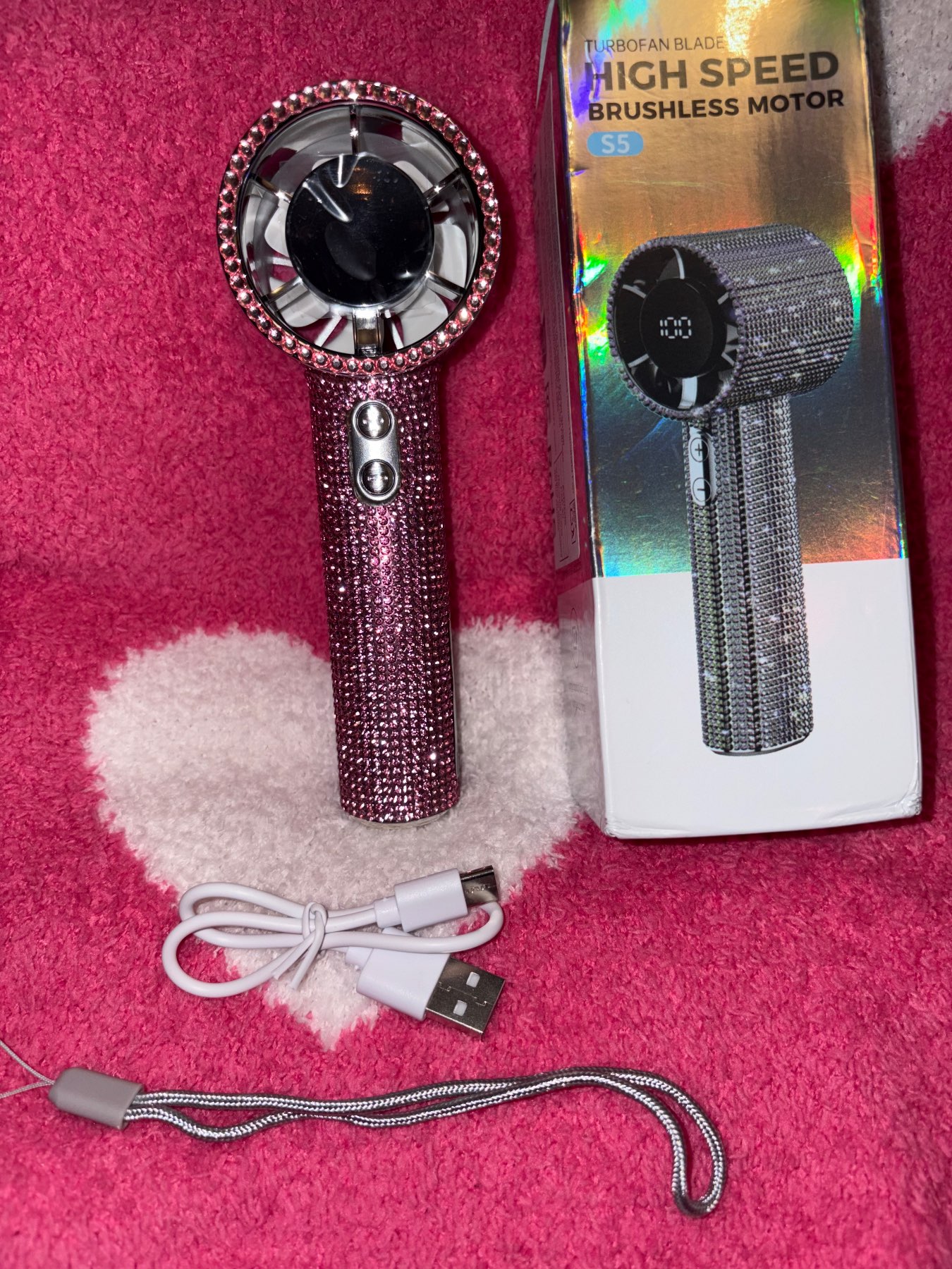 Pink Diamanté handheld digital fan. NIB 💎 Super Cute For Holidays/Summer!
