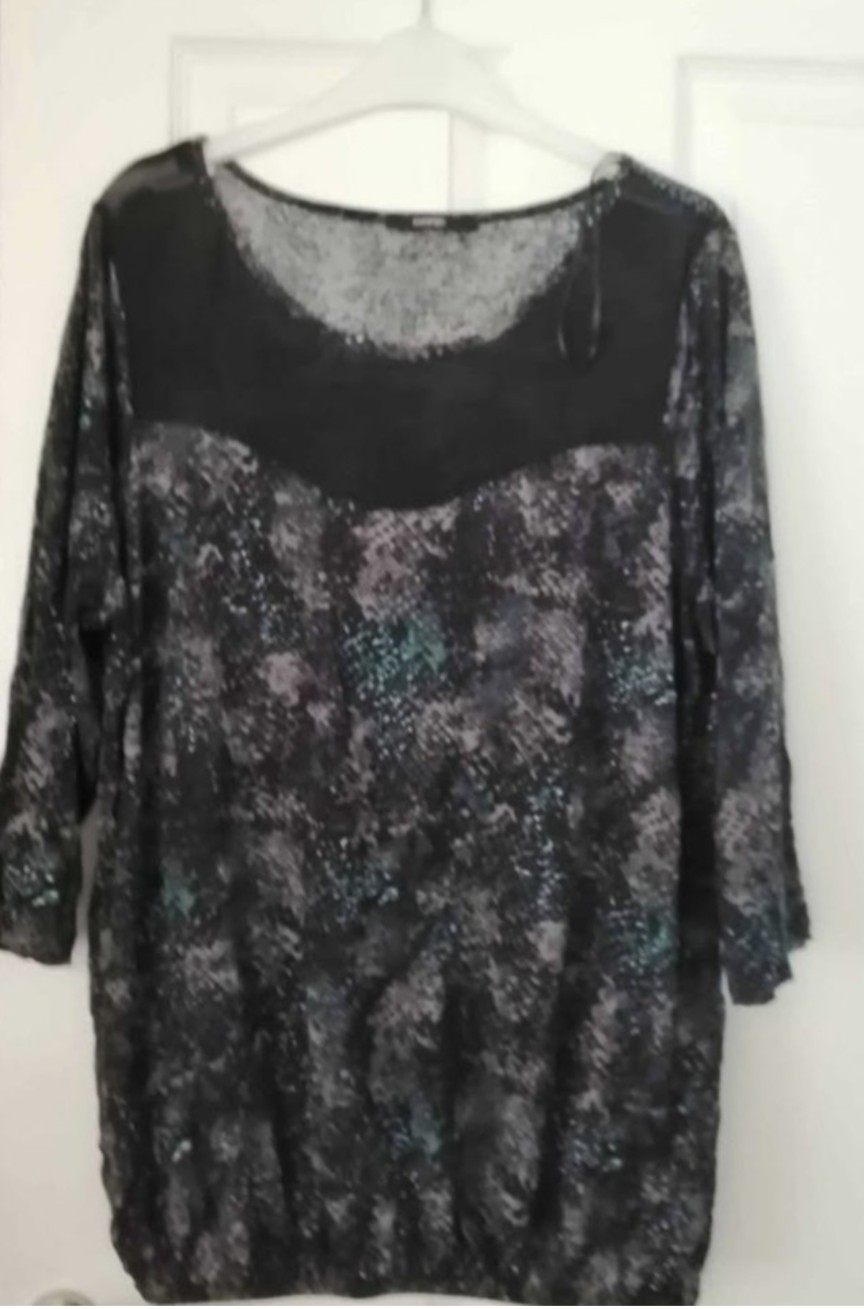 NEW TOP BY GEORGE 18