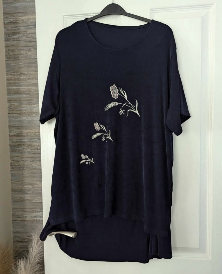 NEW NAVY STRETCH TWO PIECE, SKIRT AND TOP 26/28