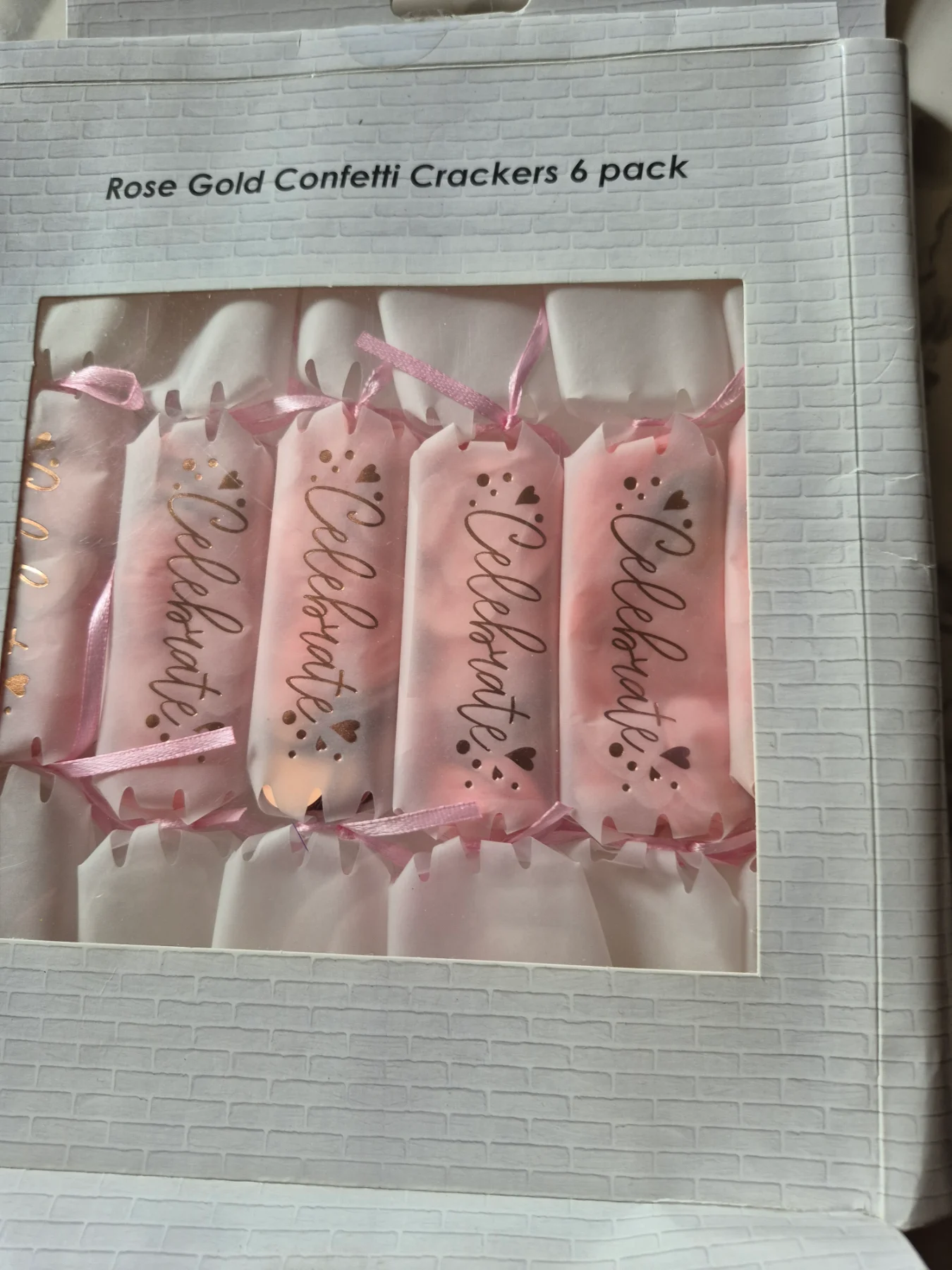 Confetti crackers