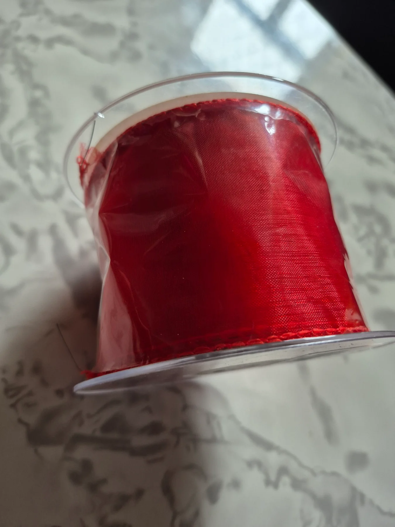 Red ribbon roll