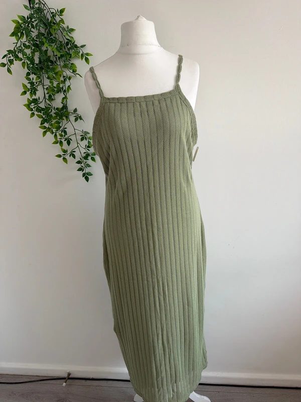 #034 Primark green long dress size L